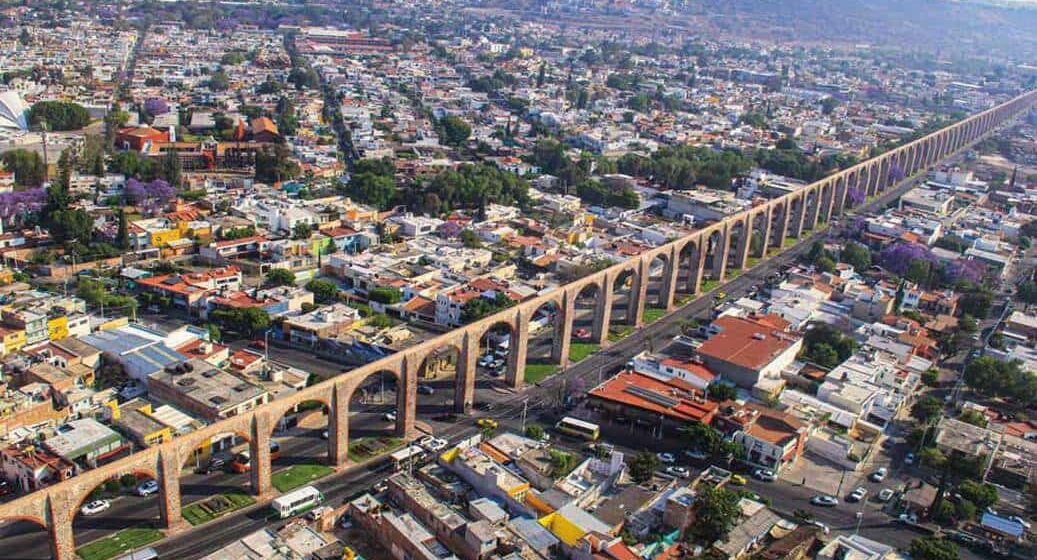 Burócratas ocupan 70% del estacionamiento en calle: vecinos de La Cruz