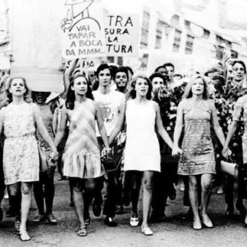 Desde la Izquierda. Reconociendo a la mujer