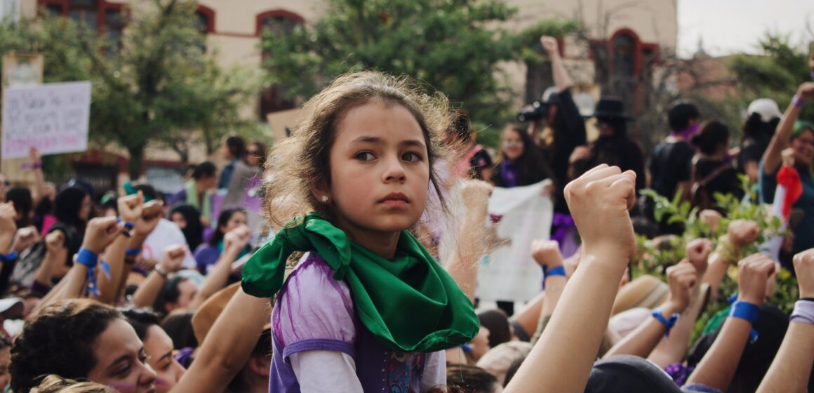 Precandidatas a la gubernatura dan a conocer su postura ante el #8M