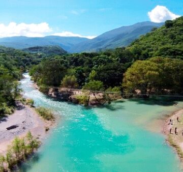 Cierran sitios turísticos de la Sierra