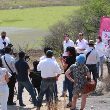 Presenta Juan Carlos Martínez segundo compromiso, medio ambiente, cambio climático y turismo