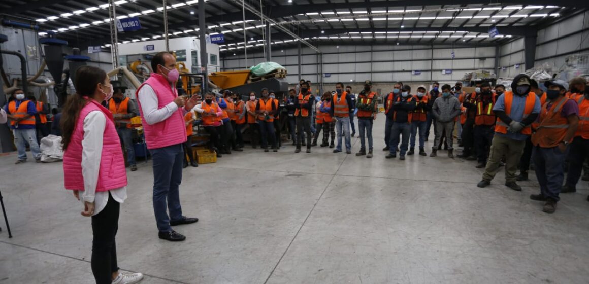 Propone Juan Carlos Martínez impulsar industrias limpias y que no gasten agua