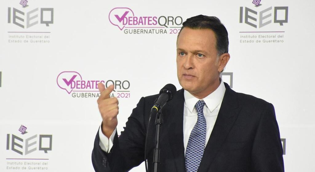 Gana Kuri el debate con propuestas