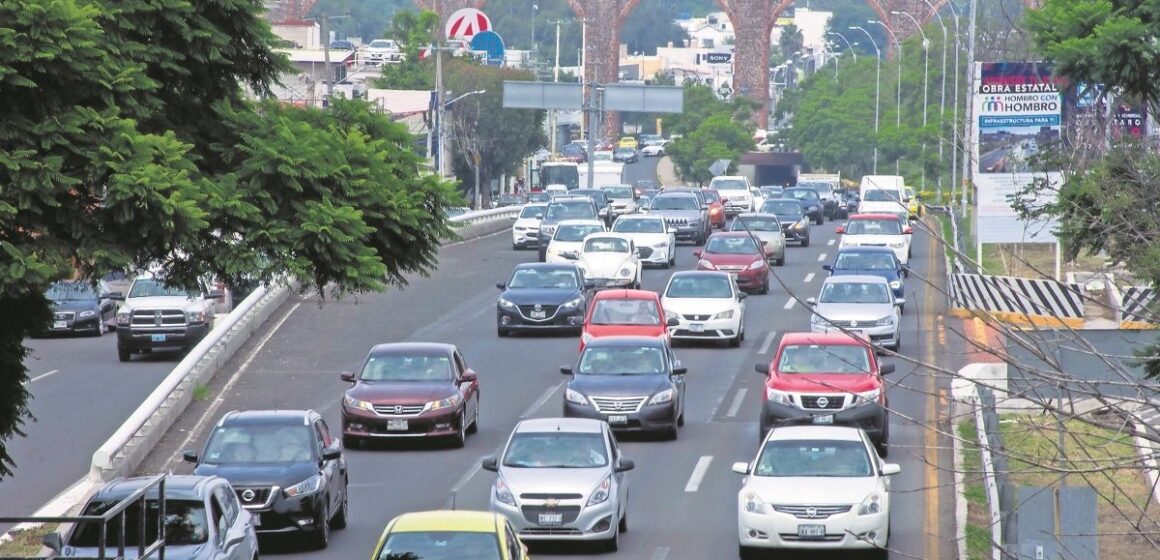 Comienza los queretanos el 2022 con inflación y el pago de diversos impuestos Reemplacamiento, refrendo vehicular y predial, entre los gravámenes que deben pagar los Queretanos