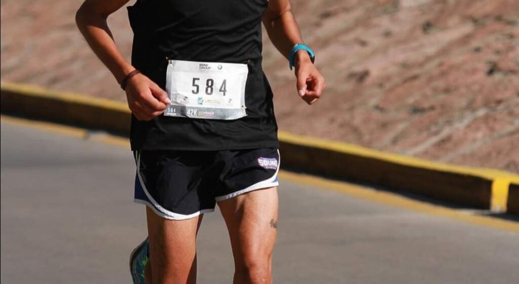 Solicita apoyo atleta ezequielmontense para participar en maratón de Boston