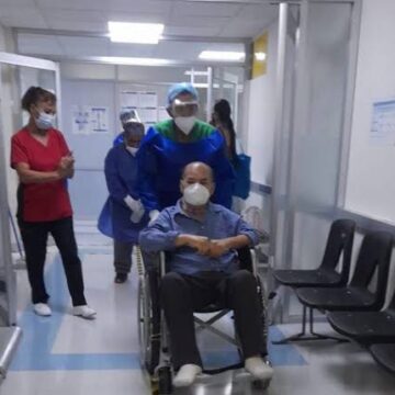 Egresa último paciente del Hospital COVID-19 de Querétaro