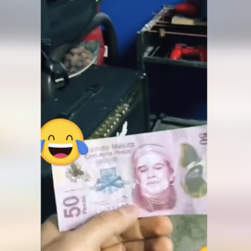 Joven recibe billete falso con la cara de Juan Gabriel, solo pasa en México