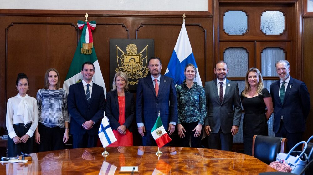 Se reúne Gobernador con delegación diplomática de Finlandia