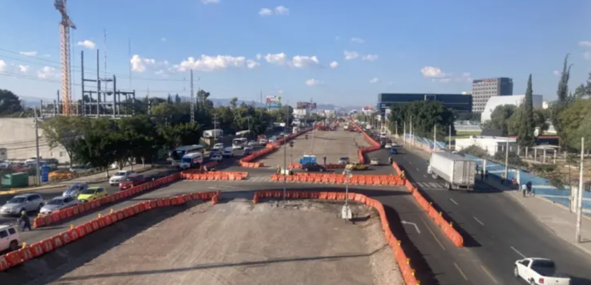 Cambios en retornos en obra Paseo 5 de Febrero