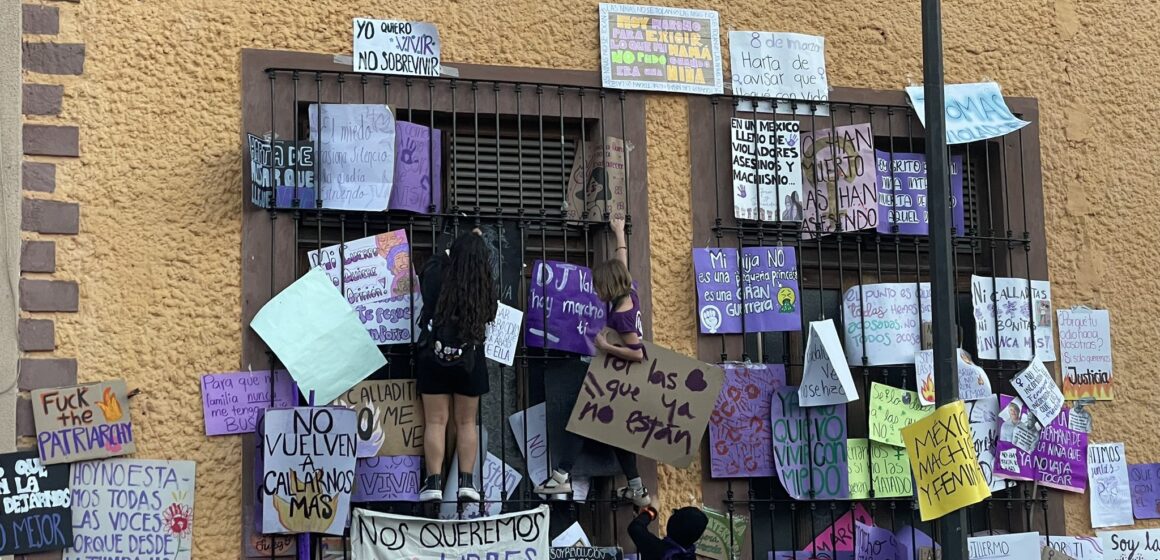 En Querétaro marchan por la libertad de las mujeres en el 8M