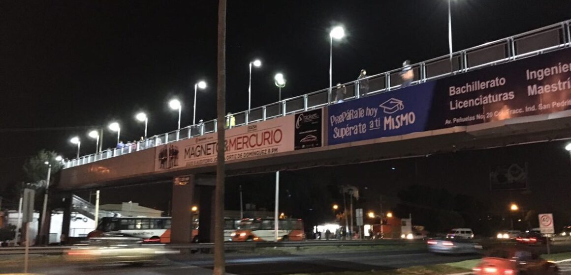 Puentes peatonales, entre la obsolescencia y la inseguridad para los peatones