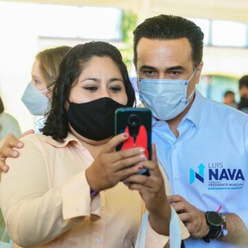 Luis Nava lidera encuesta