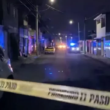 Pleito entre conocidos, deja dos muertos por arma de fuego en la colonia Satélite