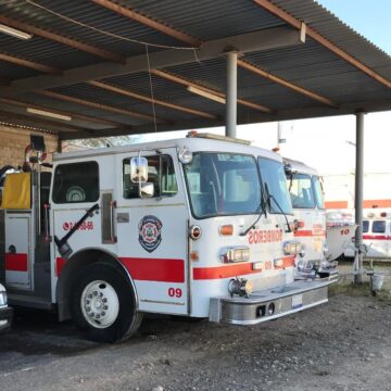 Bomberos de El Marqués realizan colecta para obtener ingresos; ya fueron embargados por el IMSS