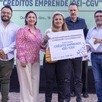 Entrega Mauricio Kuri apoyos de capital semilla y créditos para emprendedores por más de 8 mdp