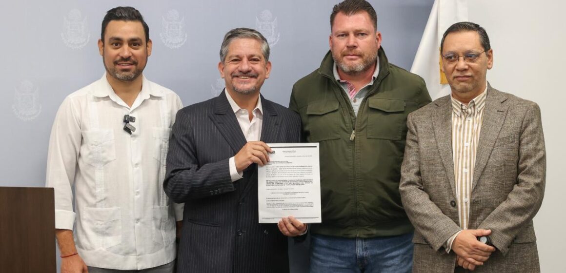 Homero Barrera, Ulises Gómez presentan iniciativa en contra de delitos inmobiliarios en el estado