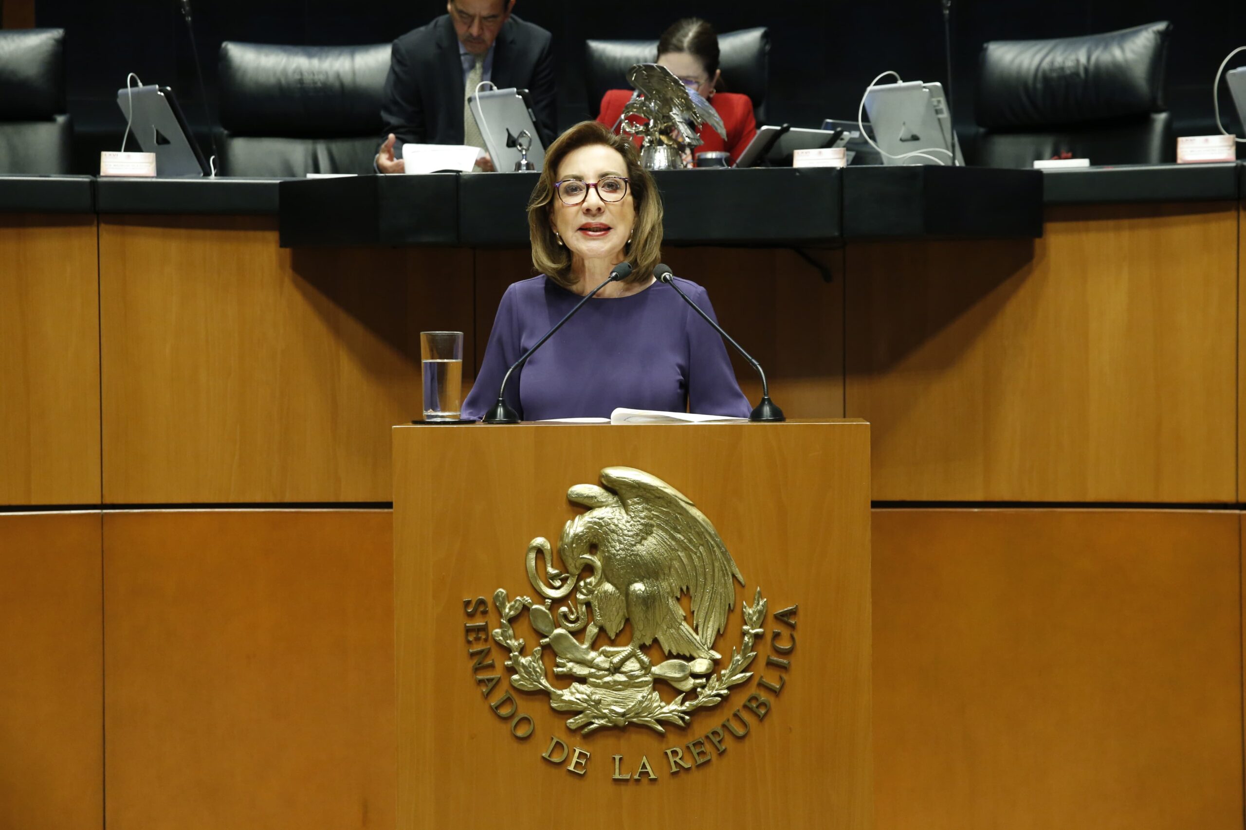 Reconocen por trayectoria política a la senadora Guadalupe Murguía